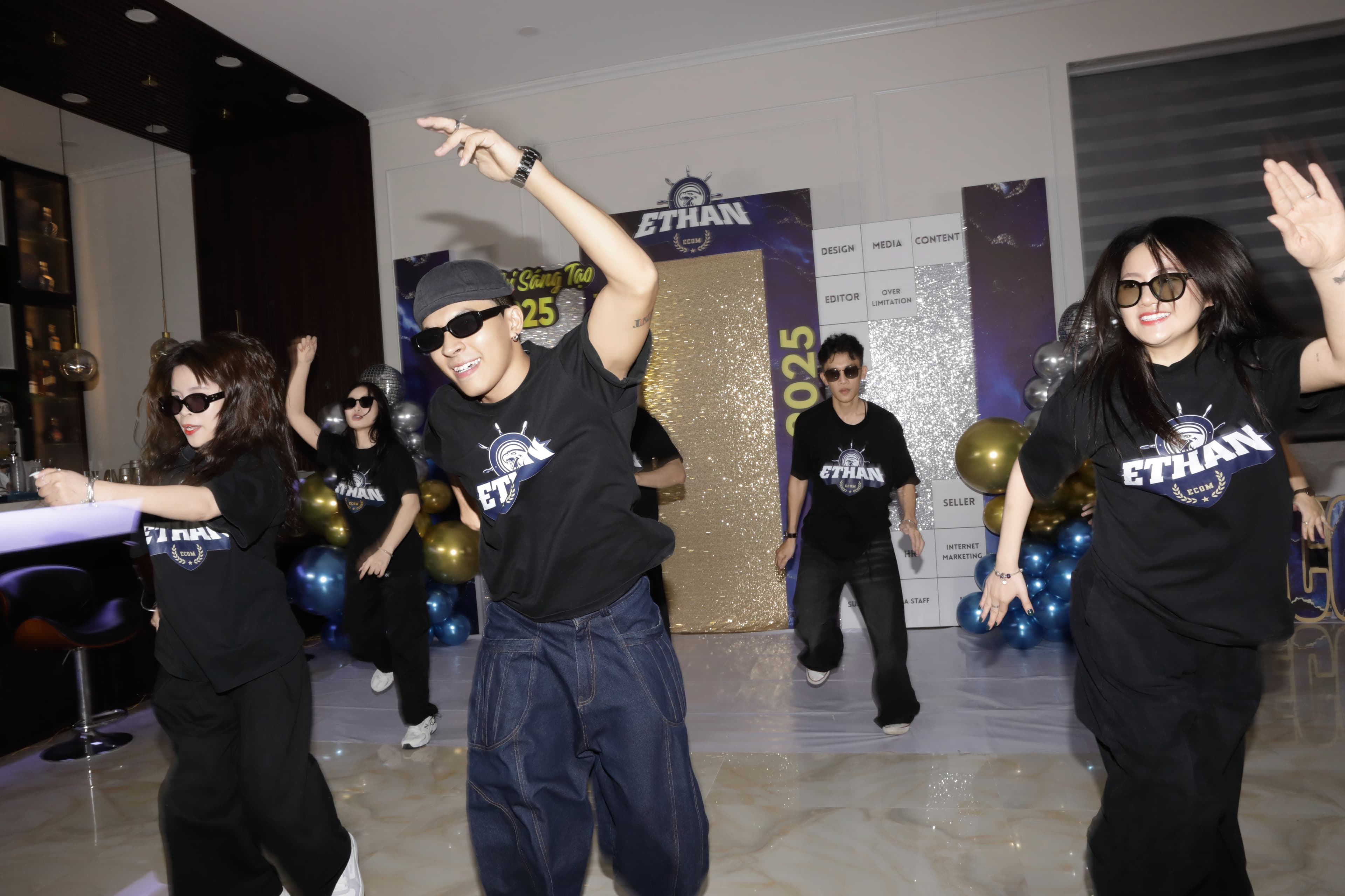 Over Limitation Event - Group Photo